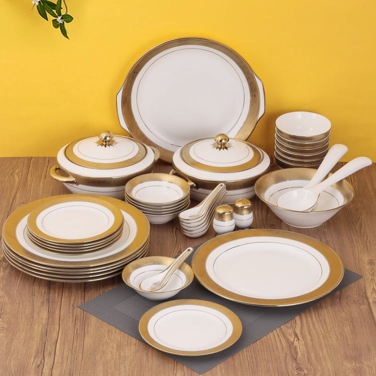 Make A Remark On Guests With These Dinner Sets