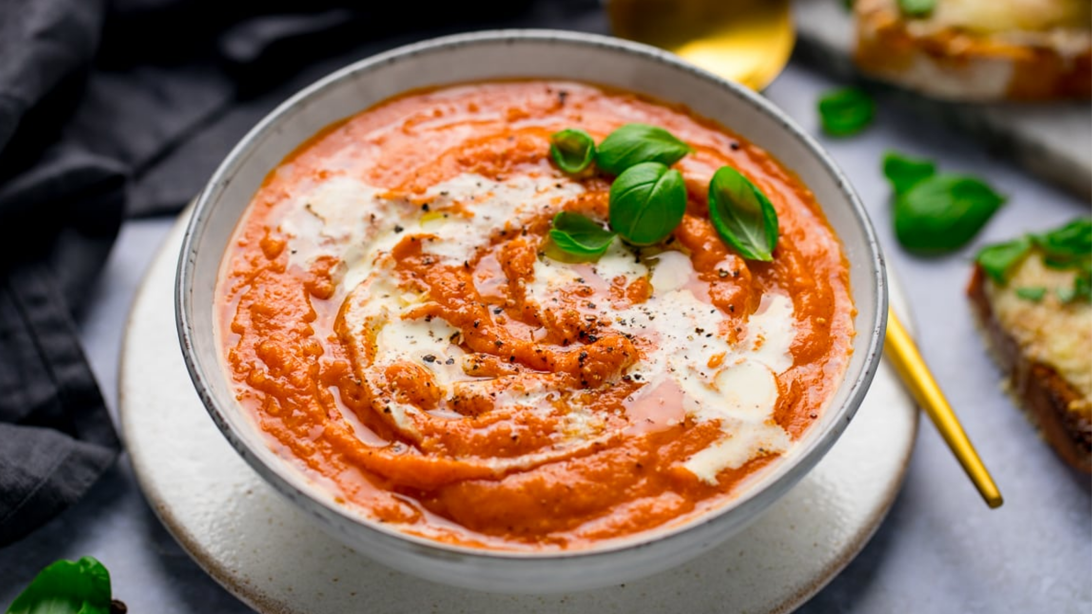 Simple Homemade tomato soup