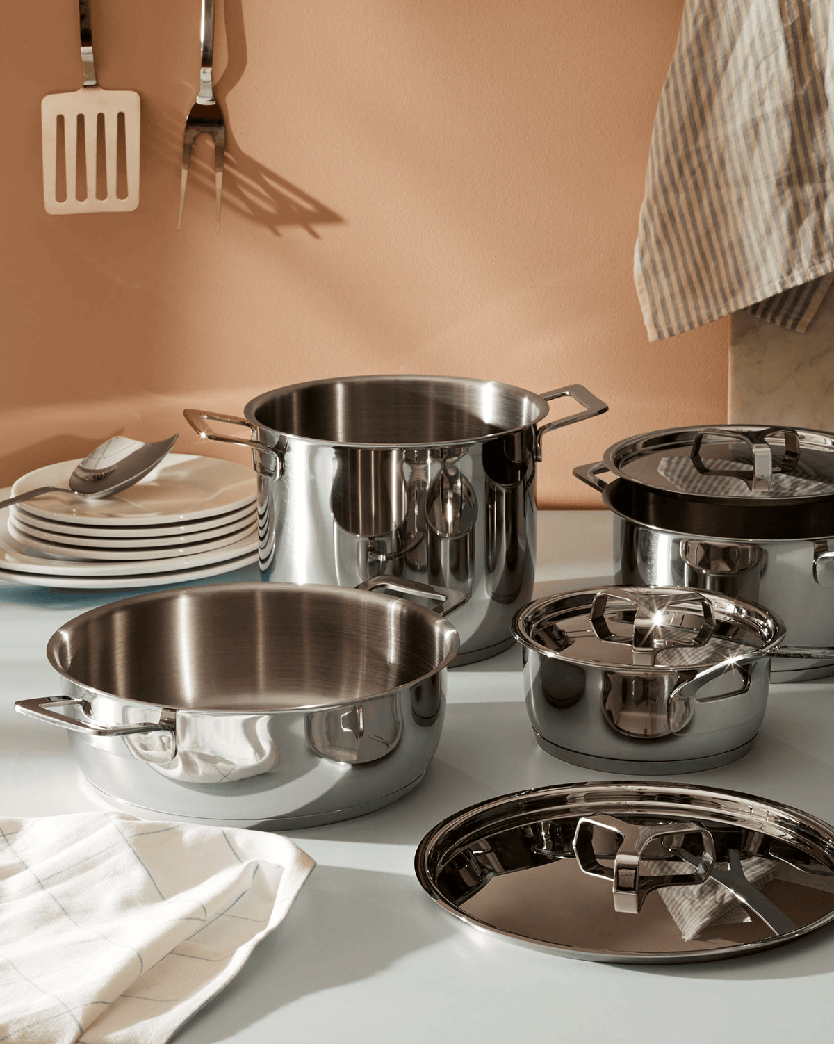 Pots and Pans: Essentials